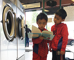 Book-lending programs at laundromats